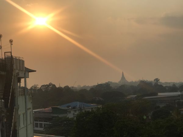 ミャンマー「Myanmar(म्यानमार)」の写真