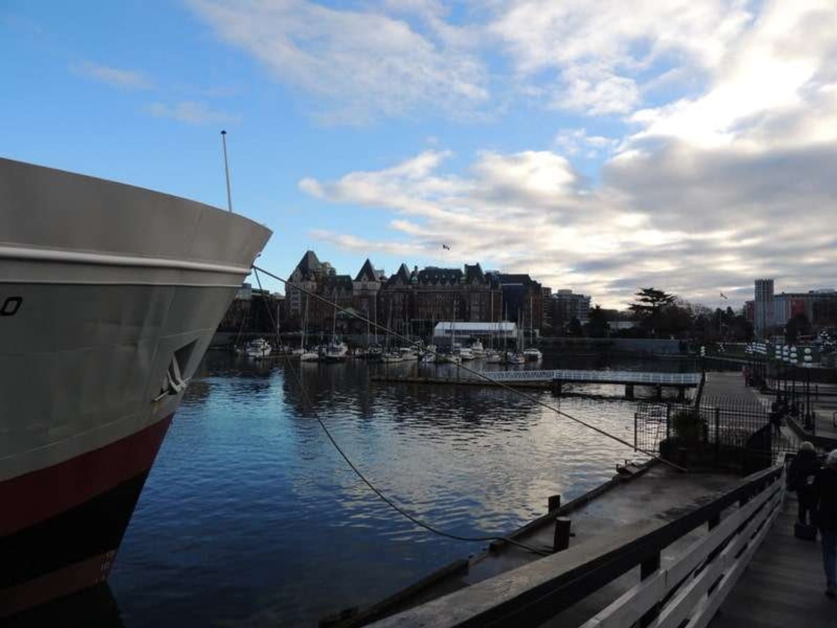 アメリカPort Angeles から船でビクトリアに到着
