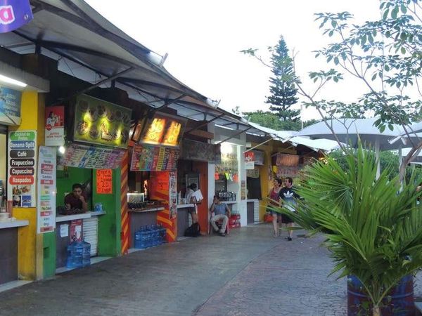 メキシコ・カンクン「2015年 メキシコ南部　カンクンとオアハカ」の写真：自宅を出てから26時間くらい？でカンクン...