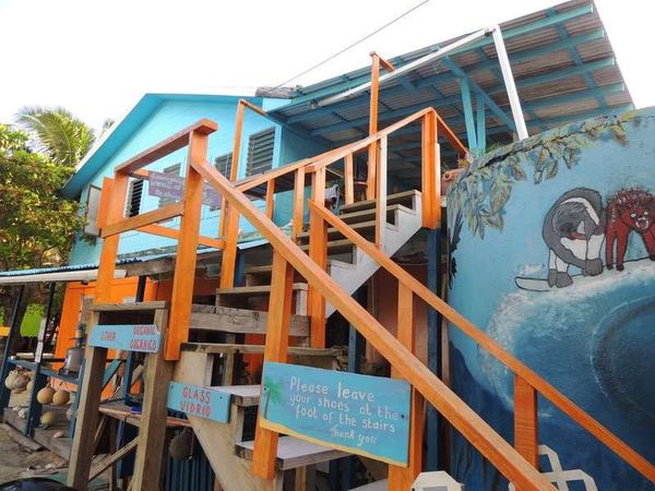 ベリーズ・ベリーズシティ「2015年 旧スペイン領に囲まれた旧英領ホンジュラス」の写真