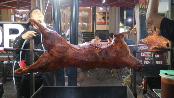 マレーシア・クアラルンプール「マレーシア🇲🇾KLカウントダウン」の写真：チャイナタウンタウンでマッサージしてから...