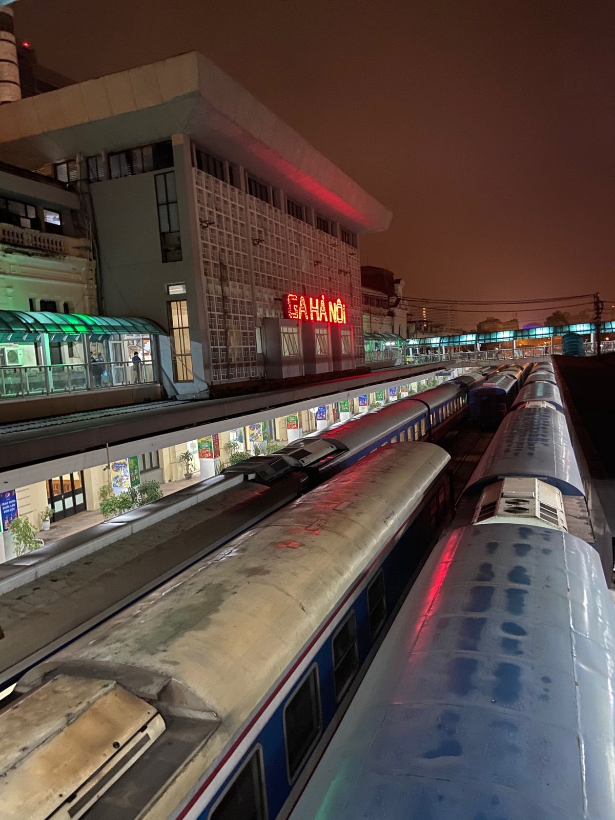 ハノイに到着‼︎
ハノイ派とホーチミン派に分かれますが僕は断然ハノイ派です...