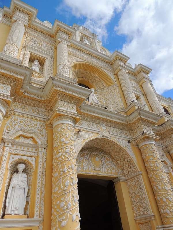 グアテマラ・グアテマラシティ「2015年 グアテマラ　首都グアテマラシティ　古都アンティグア」の写真：アンティグア
