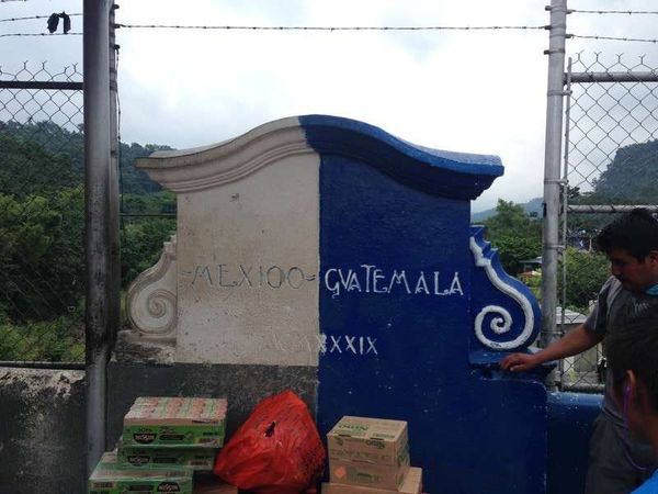 グアテマラ・グアテマラシティ「2015年 グアテマラ　首都グアテマラシティ　古都アンティグア」の写真：グアテマラシティー発7：15のバスは6時...