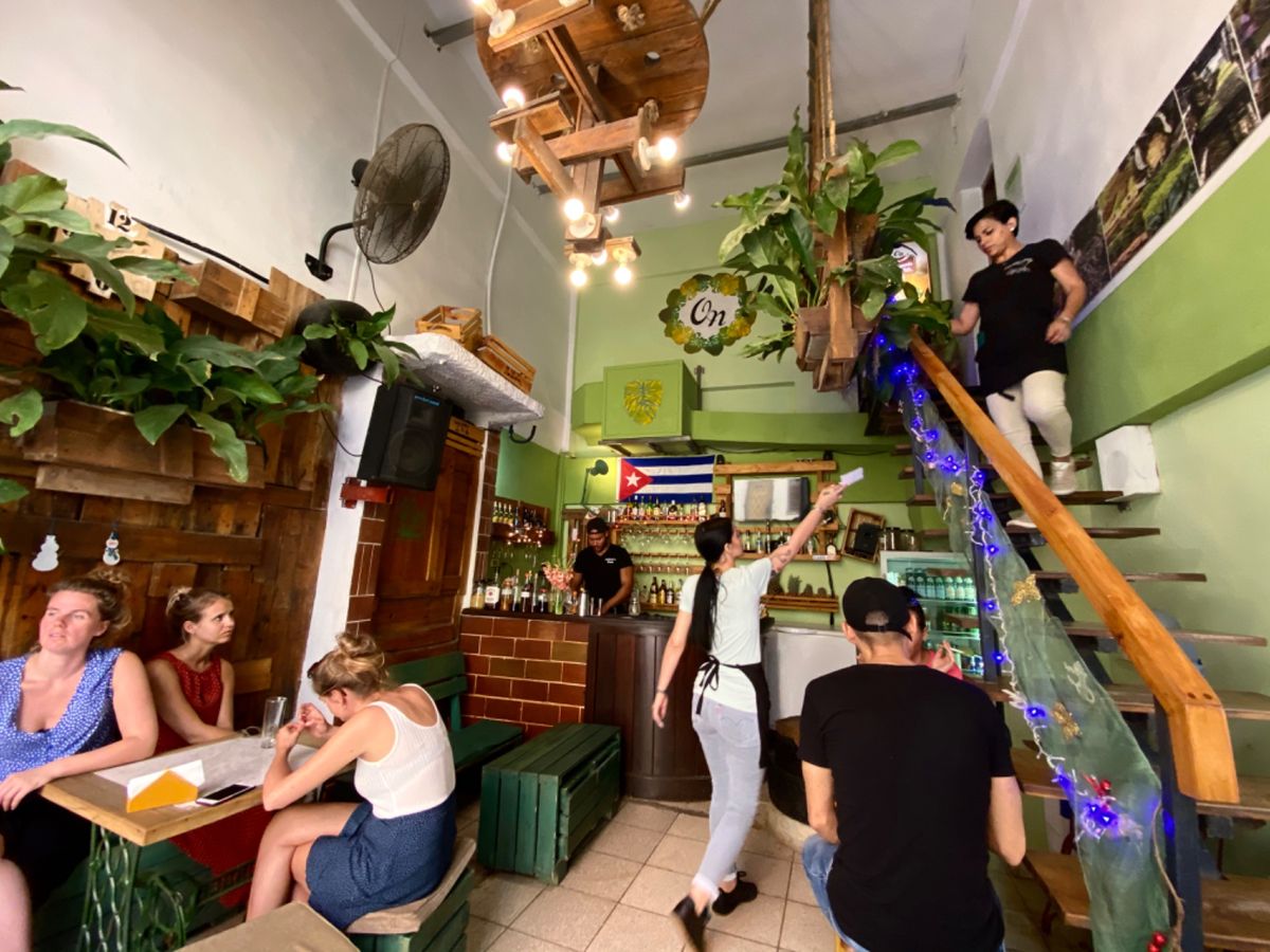 Creperie Oasis Nelva

腹ペコのまま街散策してるときに...