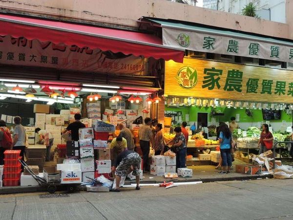 香港「2016年 香港4泊5日」の写真：灣仔の市場

