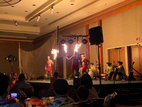 アメリカ(米国)・ハワイ「ハワイ オアフ島」の写真：次男が『ファイアーが見たい』と騒ぎ出す。...