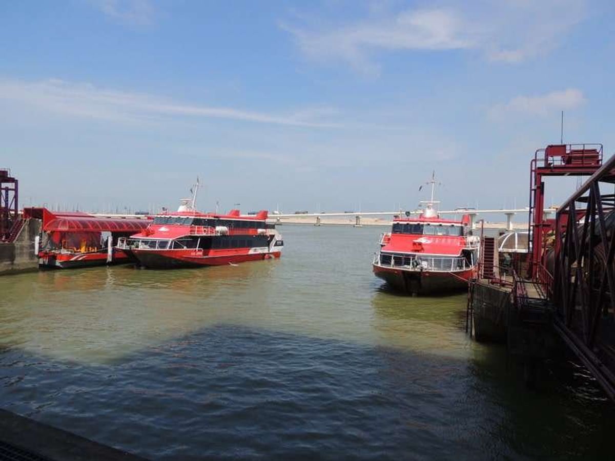 マカオの船着き場