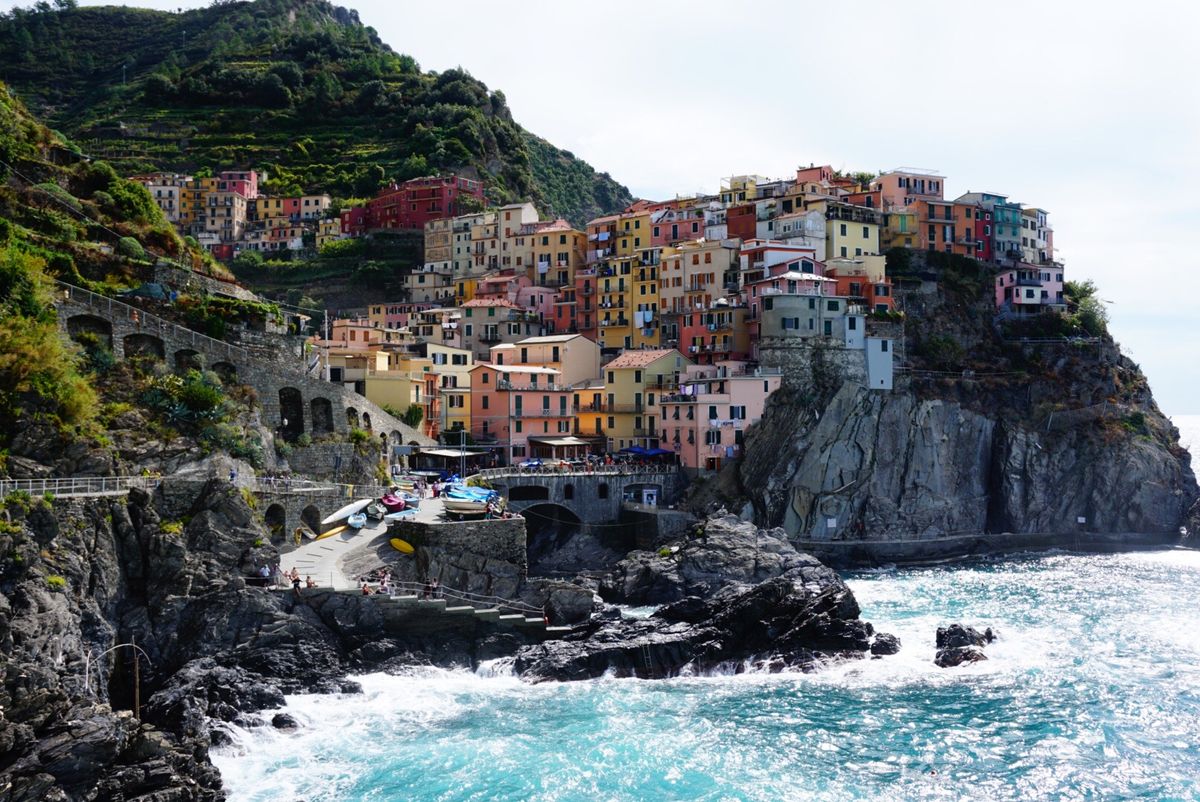 翌朝、チンクエテッレの遊歩道を歩こうとしたら、なんと、通行止めになっていた...