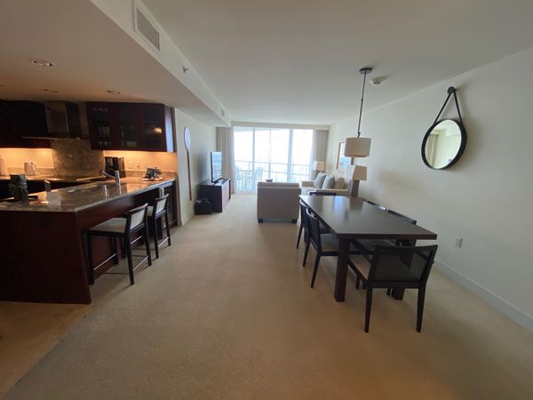 アメリカ(米国)・ハワイ「ハワイ オアフ島」の写真：ヒルトンからトランプに移動してきました〜。