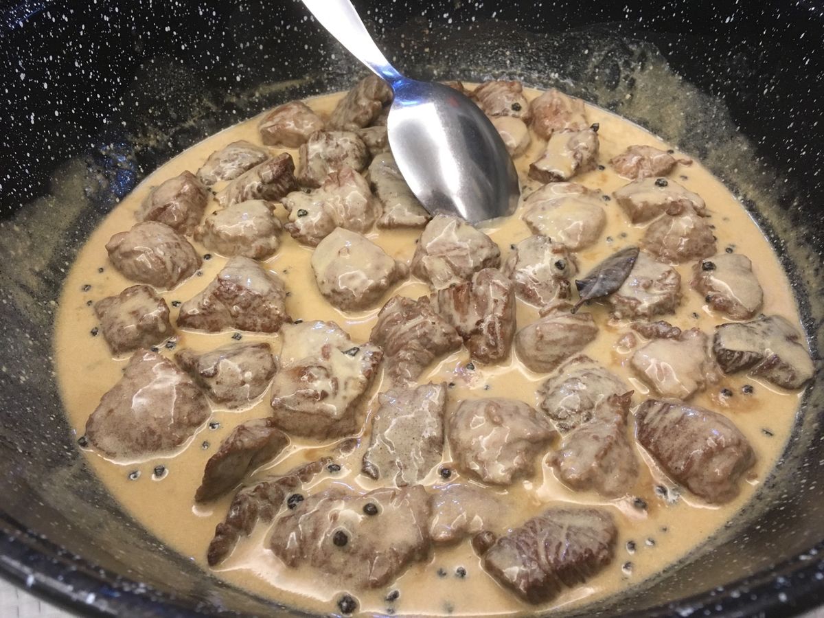 リスボン、Zé da Mouraria 2。
NHK世界入りにくい居酒屋の...