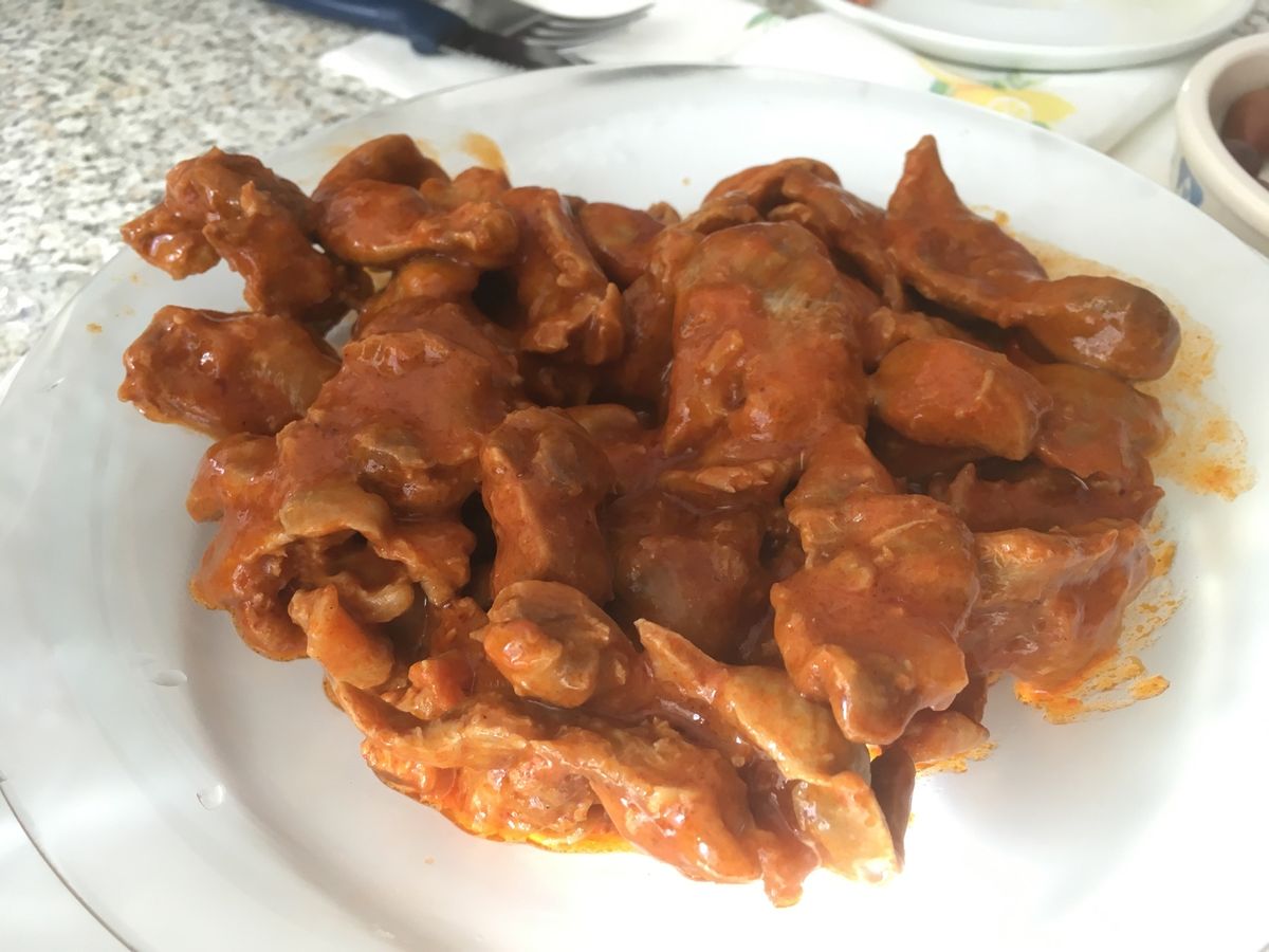 こちらもビアナドカステロのcafe mucaba。朝からビールが飲めて、お...