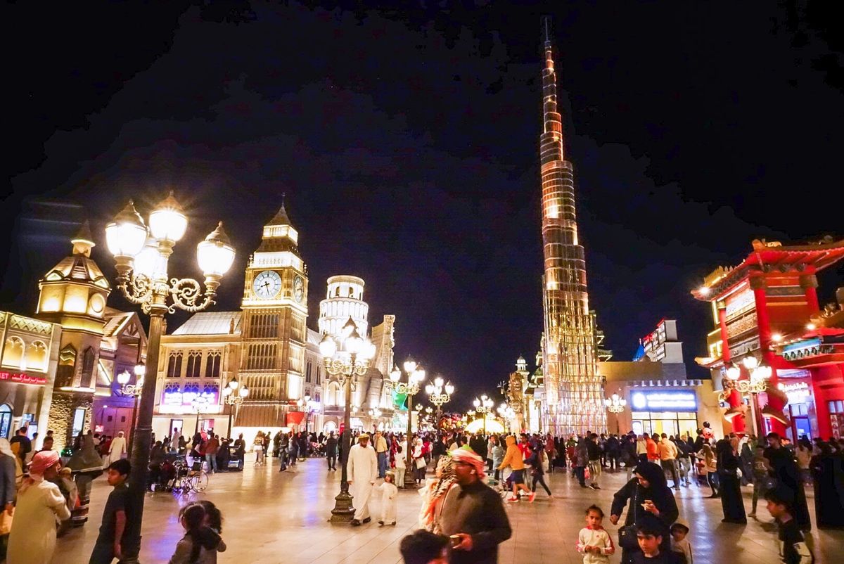 冬季限定のドバイグローバルビレッジには世界各国のパビリオンがあります🐶✨