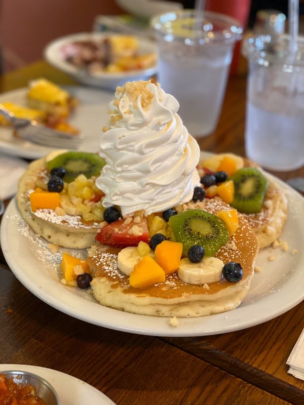 アメリカ(米国)・ハワイ「ハワイ オアフ島」の写真：サラトガ通りのEggs’n Things...