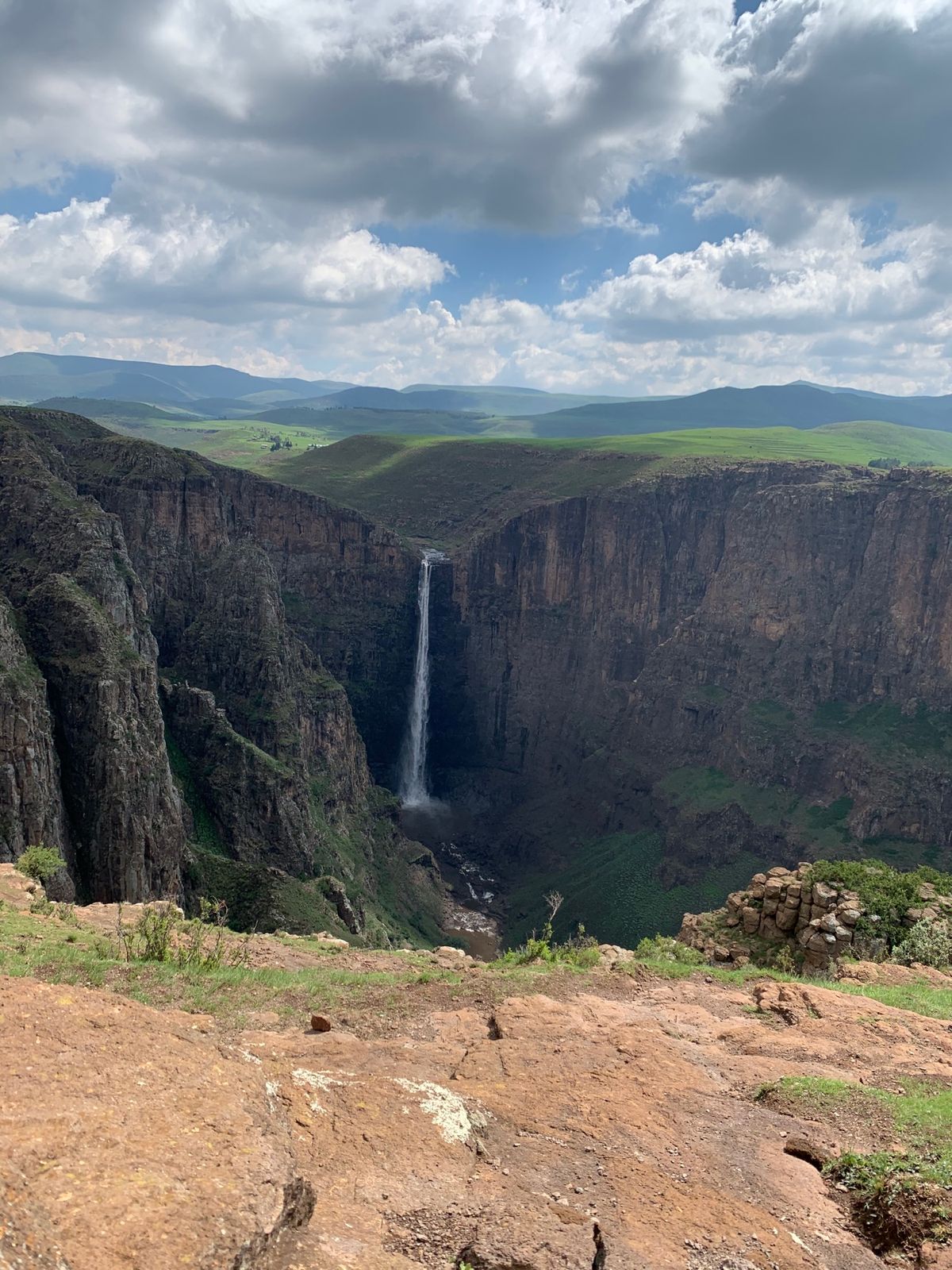 大自然を写真に収めるのは難しい。この写真じゃ半分も伝わらない。もう一度訪れ...