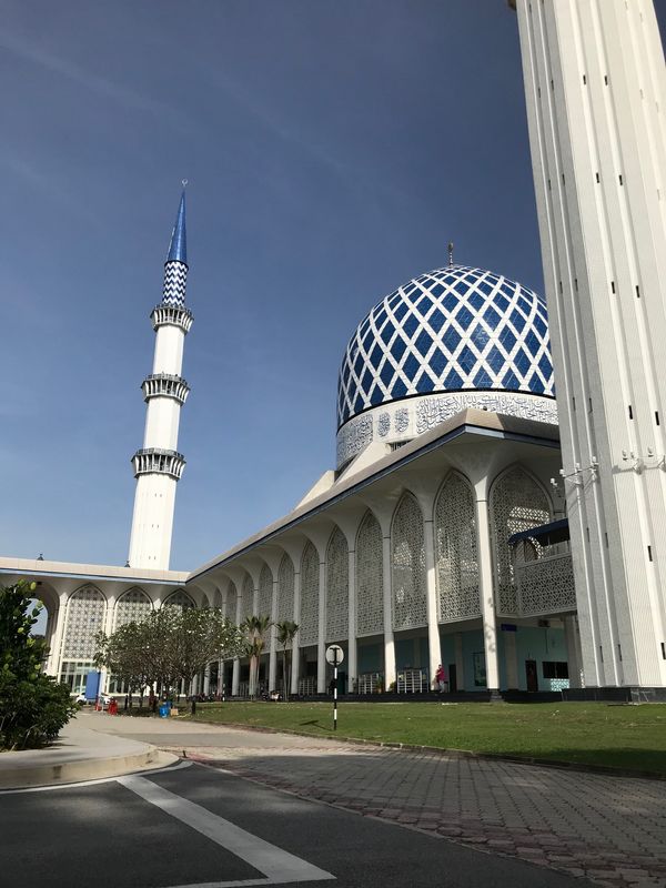 マレーシア「クアラルンプール」の写真：ブルーモスクことスルタン・サラディン・ア...