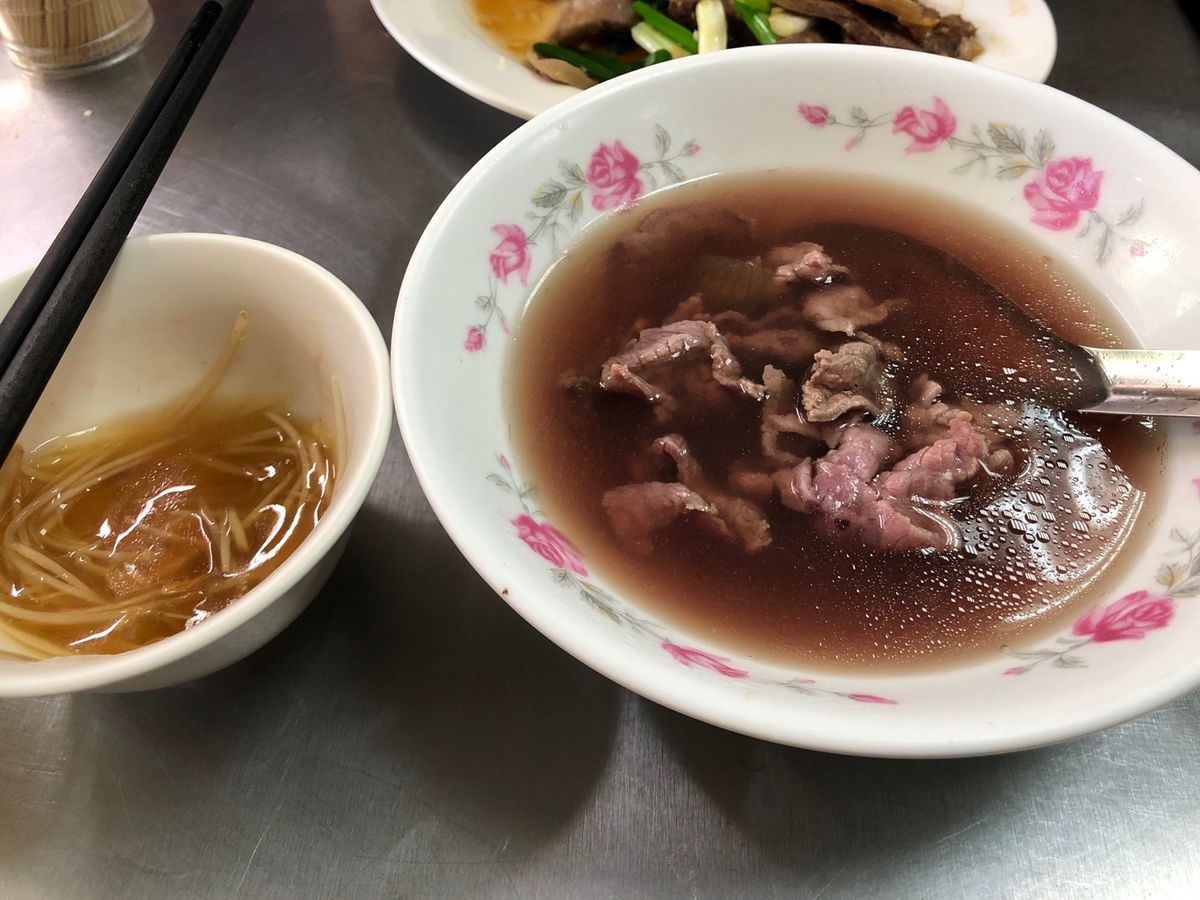 台南では食べてばっかり。。台南の茶の魔手というお店で、人生で初めてタピオカ...