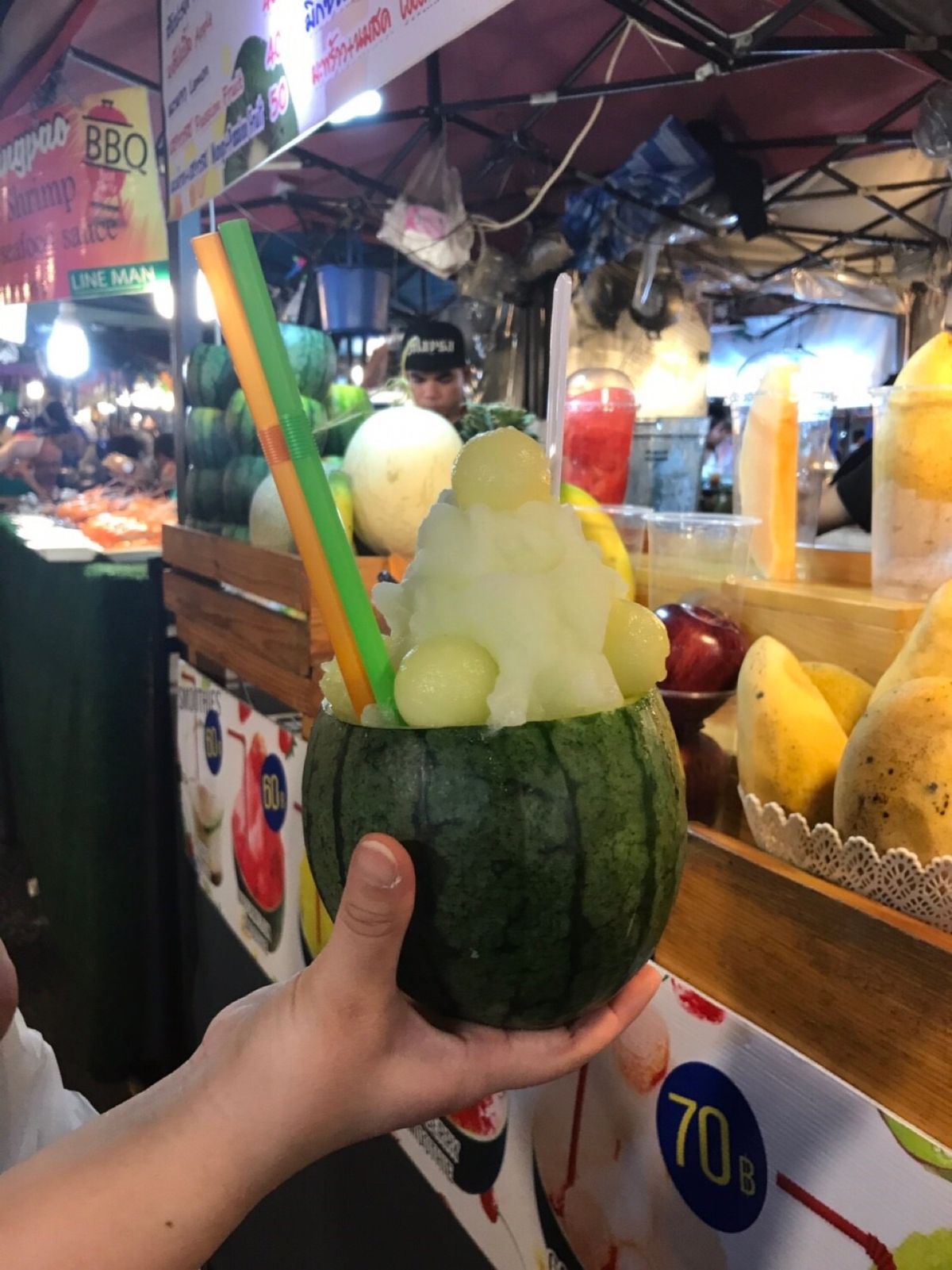 💁‍♀️タラートナット・ロットファイ・ラチャダー
メロンスムージーなのにス...