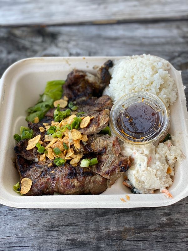 アメリカ(米国)・ハワイ「ハワイ オアフ島」の写真：『パイオニア・サルーン』

ダイヤモンド...