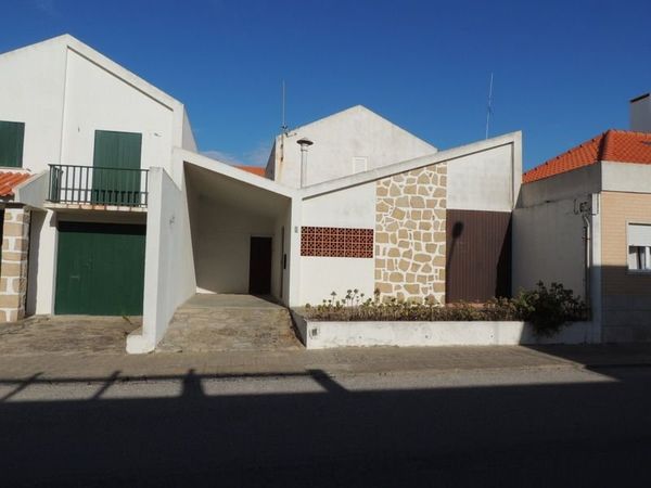 ポルトガル・リスボン「2017年 リスボン」の写真：檀一雄の家発見。
言葉は通じなくても行け...