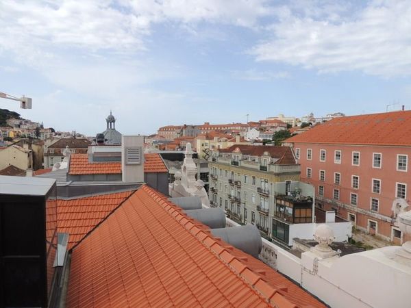 ポルトガル・リスボン「2017年 リスボン」の写真：宿からの眺め。
悪くない。wifiが部屋...