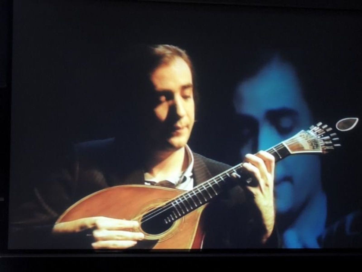 スペインがフラメンコならば、ポルトガルはファド。
音楽性の違いは気候、民族...