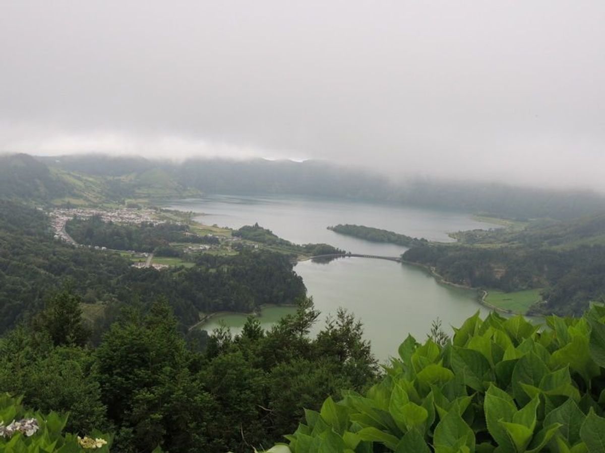 知人の中国人に車で案内してもらう一日。

