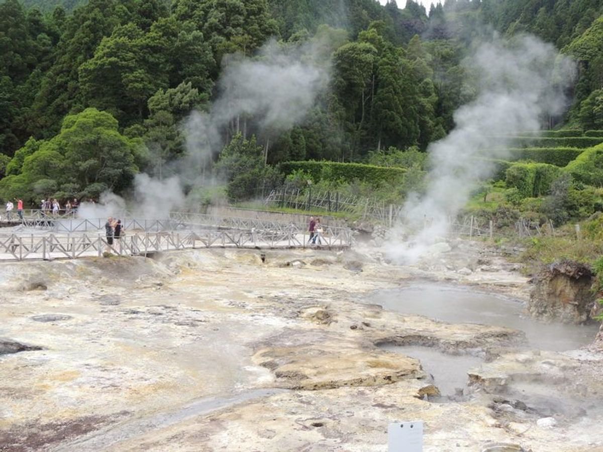知人の中国人に車で案内してもらう一日。

