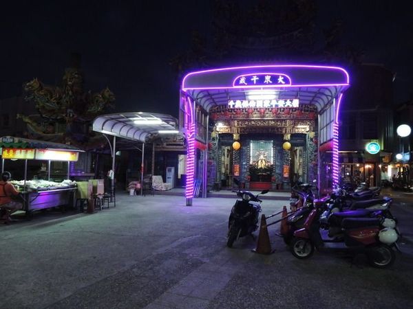 台湾・小琉球「2019年 高雄→小琉球」の写真：小琉球着後、宿にチェックインして街に出る。

