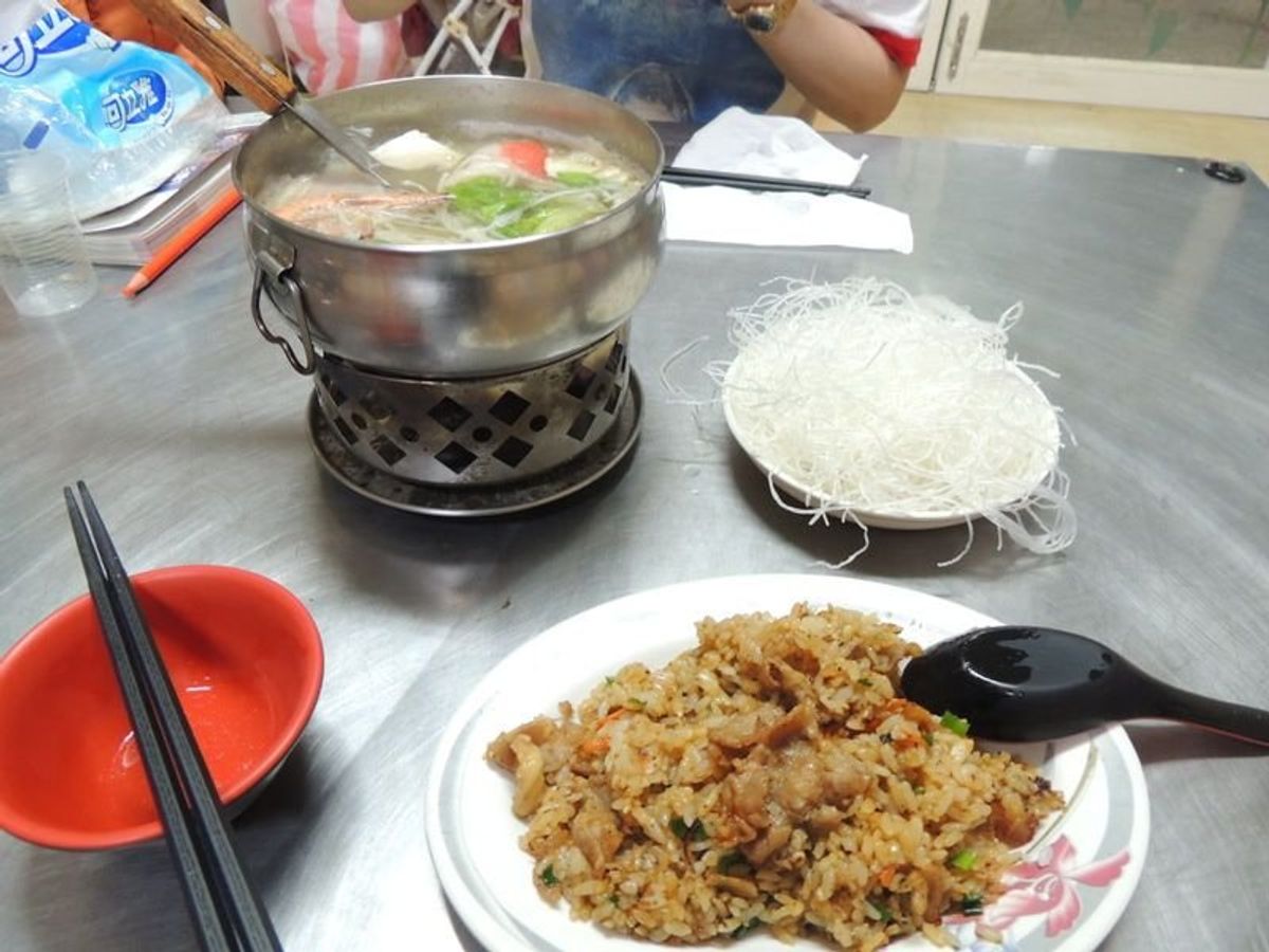 小琉球着後、宿にチェックインして街に出る。

