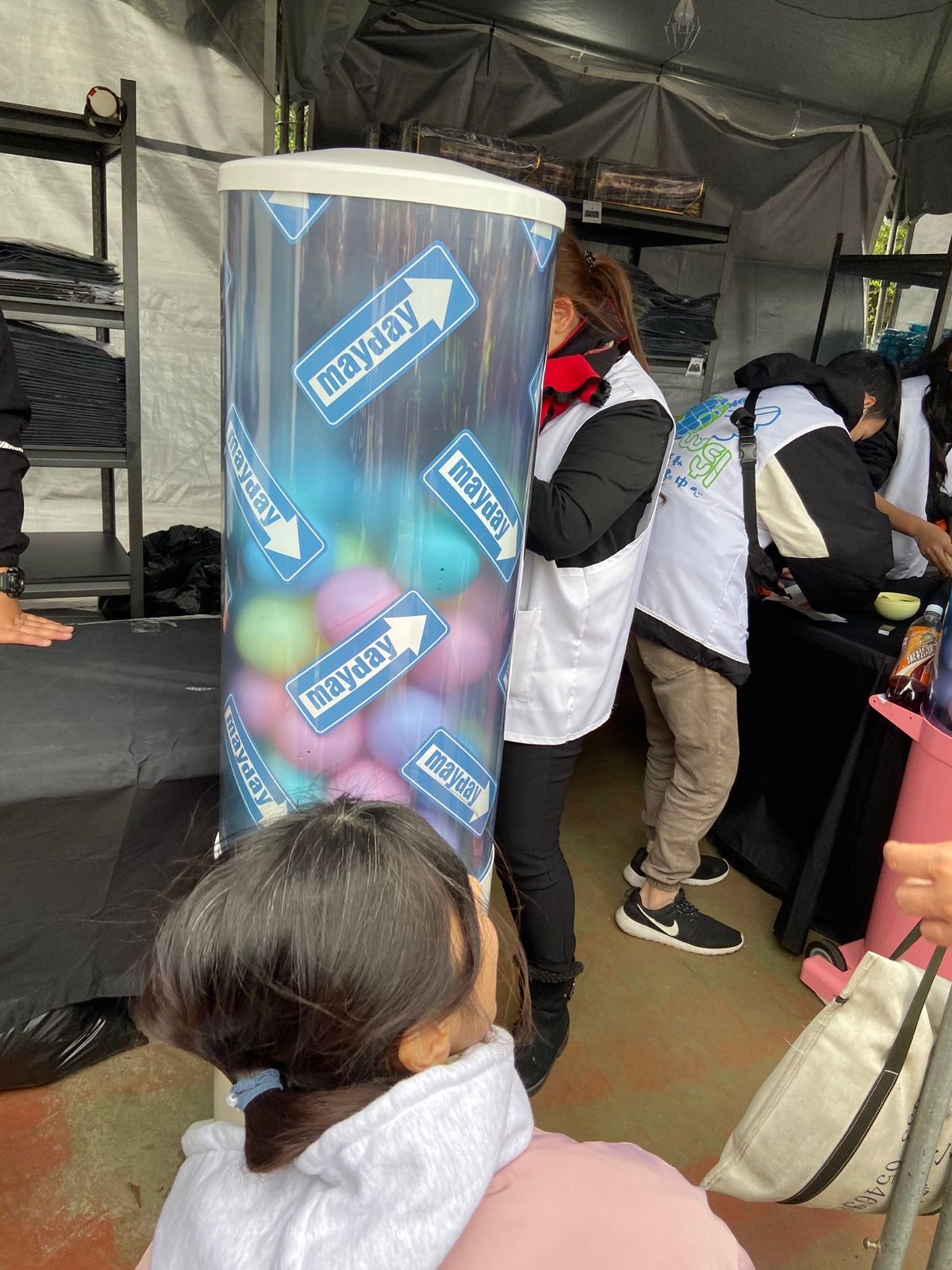 今年もガチャが。
整理券配布してくれて、ずっと並ばずに済んで良かった〜。