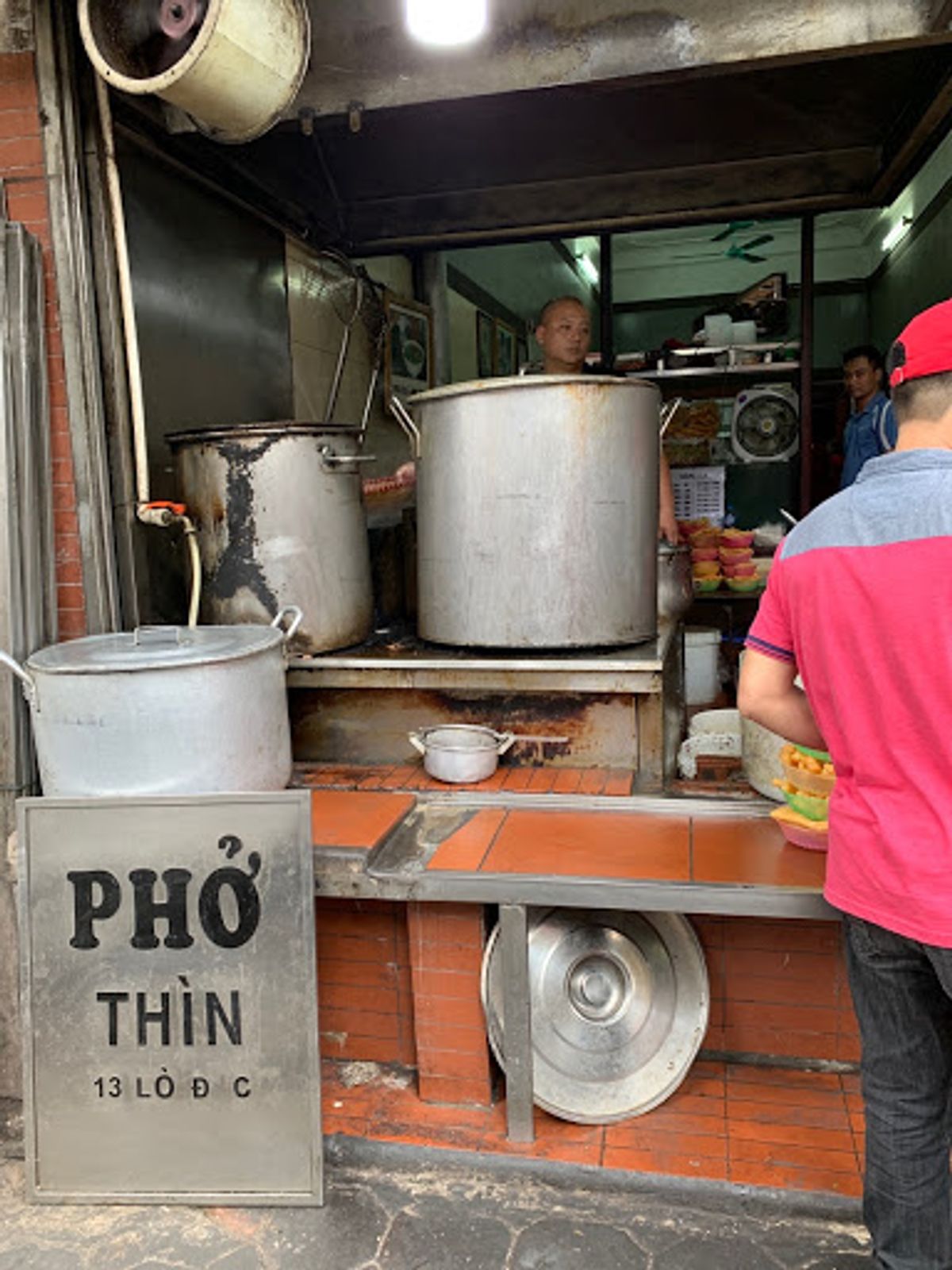 ハノイの人気フォーボー専門店「PHO THIN」。東京は池袋にも支店がある...