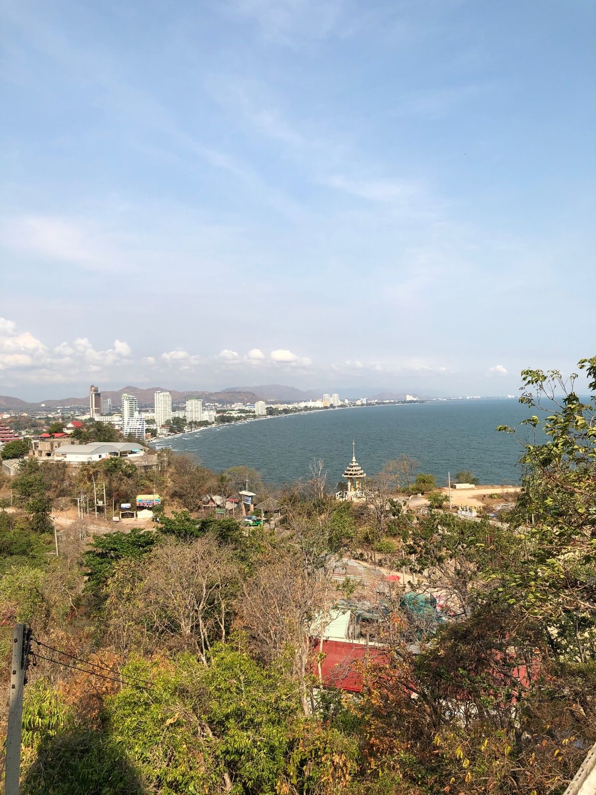 カオタキアップ寺院、ホアヒンナイトマーケット