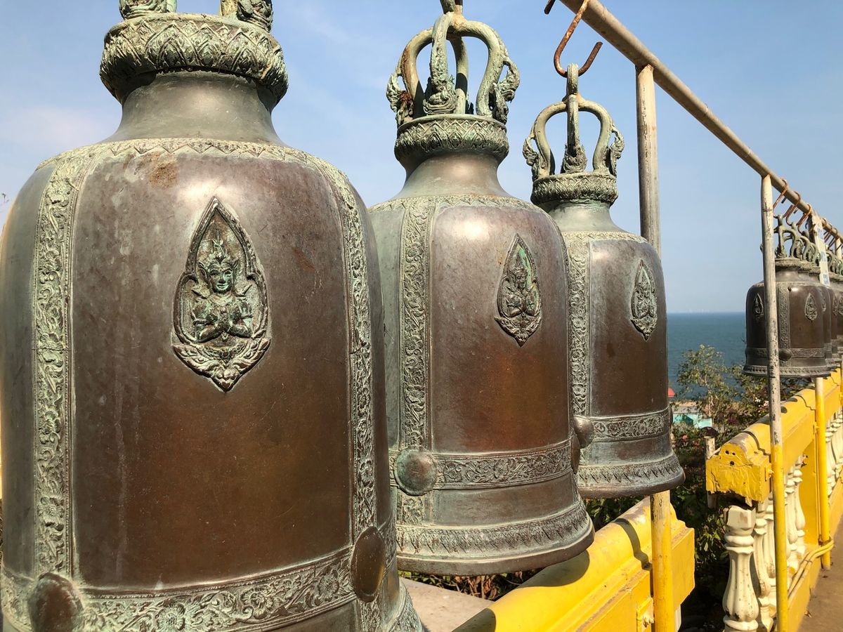 カオタキアップ寺院、ホアヒンナイトマーケット