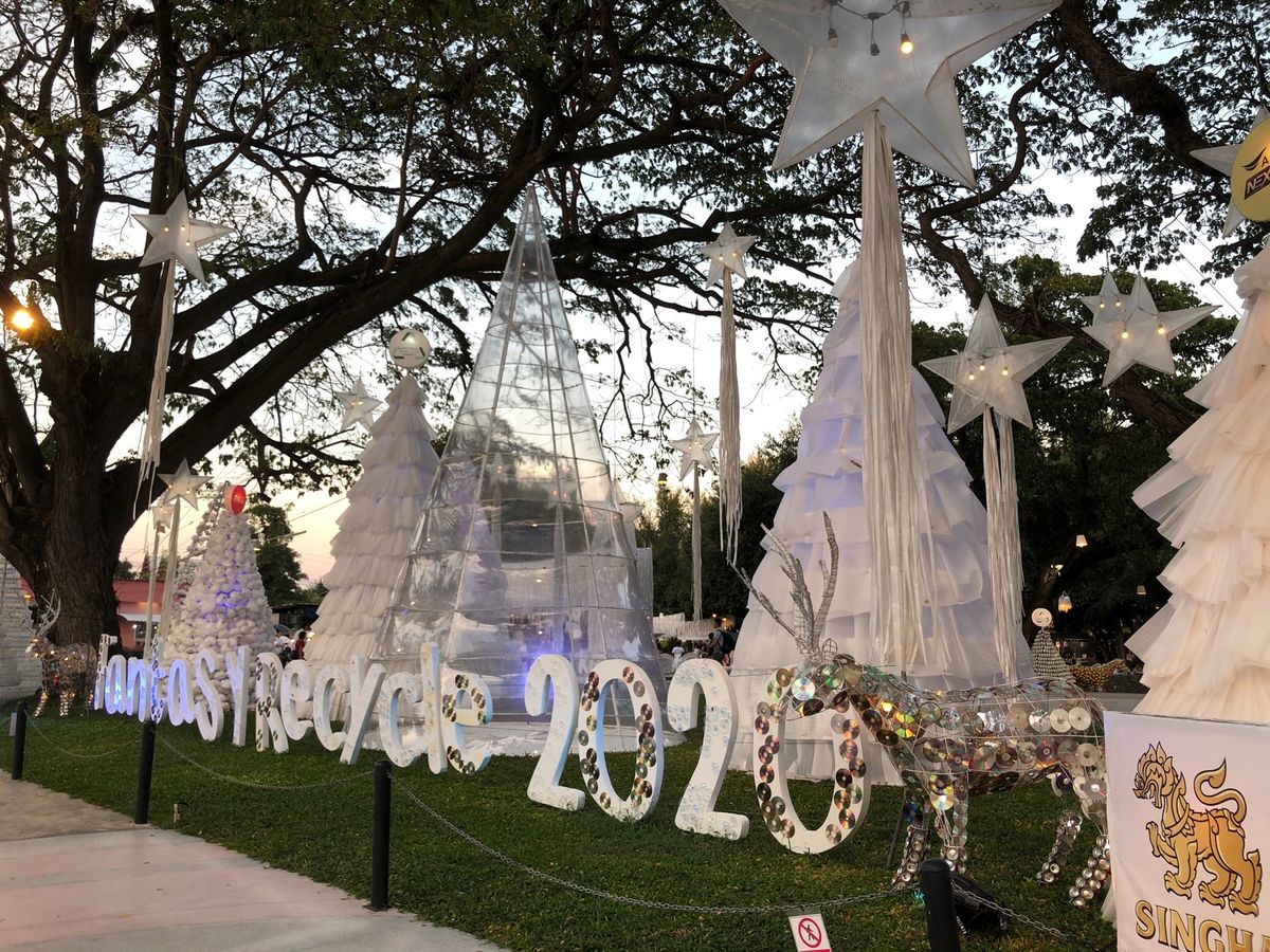 シカダマーケット
オシャレなものがたくさん❗️