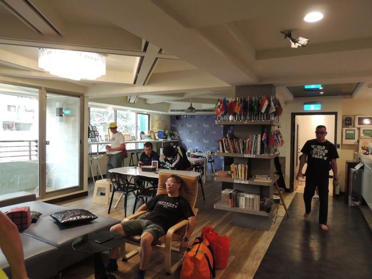 宿着。
これで1100円台は安すぎる。
清潔で街にも近い。