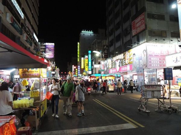 台湾・台南「2019年 高雄・台南」の写真：六合夜市