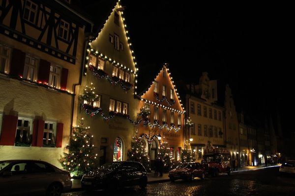ドイツ・フランクフルト、ローテンブルク、ハイデルベルク、レーゲンスブルク、ミュンヘン「ドイツ🇩🇪Xmas market🎄」の写真：各地のクリスマスマーケットの様子！
オー...