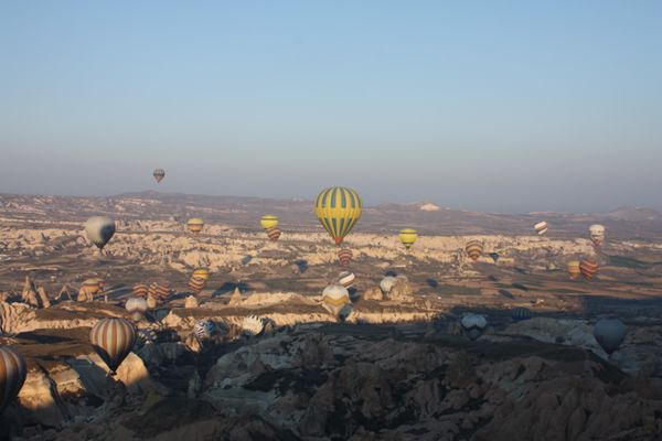 トルコ・イスタンブール、パムッカレ、エフェソス、カッパドキア「トルコ🇹🇷」の写真：カッパドキアで気球！
エフェソス。クレオ...