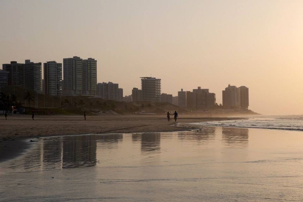 ブラジル北部のサンルイス。
中心地がゴーストタウンすぎて、昼間でもめちゃく...