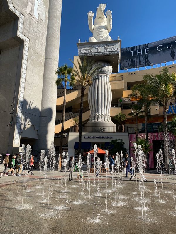 アメリカ(米国)・サンフランシスコ「カリフォルニア州」の写真：Hollywood walk of fa...
