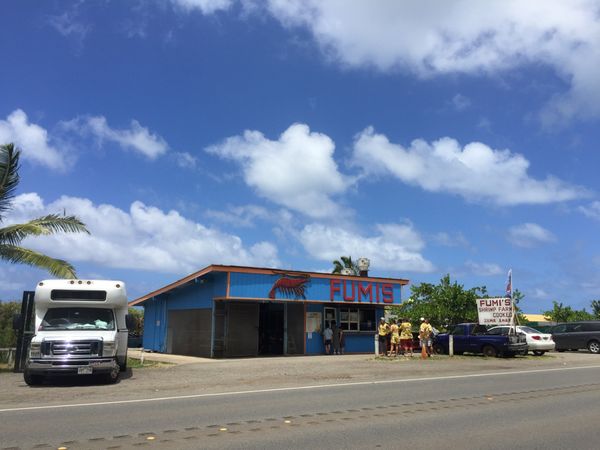 アメリカ(米国)・クアロアランチ「2019 ワイキキビーチ改修前❗️オアフ島家族旅行」の写真：お昼ご飯はカフクでガーリックシュリンプ🍤...
