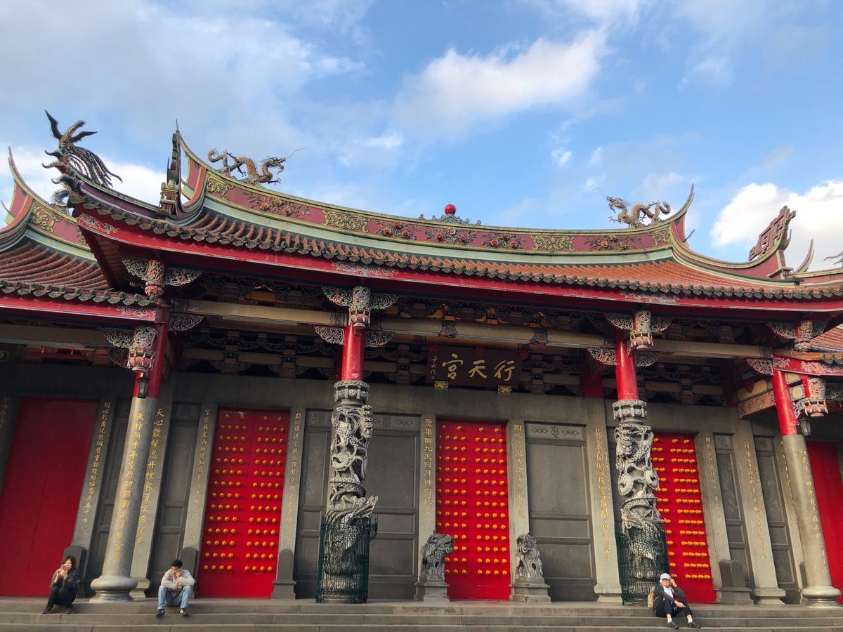 台北に着いたらとりあえず腹ごしらえ。

點水樓で小籠包を食べ、ドリンク片手...