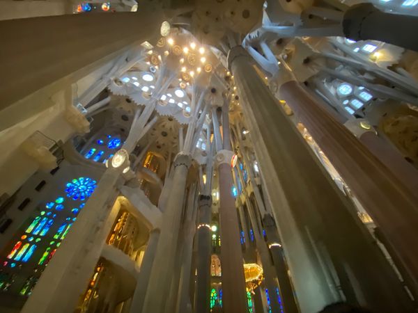 スペイン・バルセロナ、バレンシア「ヨーロッパ周遊🇪🇸」の写真：雰囲気も食も建物も全てが好き！！
いつか...