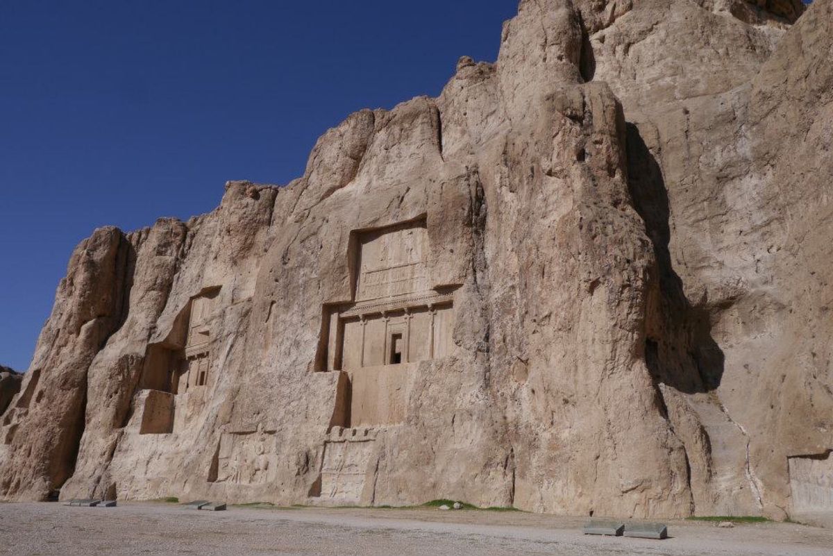 イラン旅の始まりはシーラーズから。ペルセポリス遺跡とシーラーズ市内を散策！