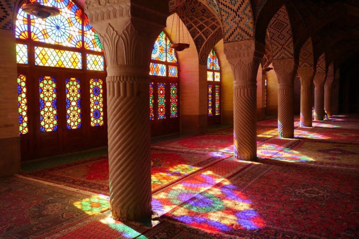 イラン旅の始まりはシーラーズから。ペルセポリス遺跡とシーラーズ市内を散策！