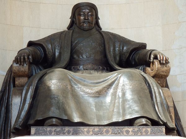 モンゴル国・ウランバートル　テレルジ「大草原で乗馬三昧」の写真