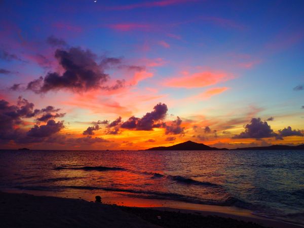 ミクロネシア連邦・チューク　ウエノ　ジープ島「無人島貸切‼️」の写真