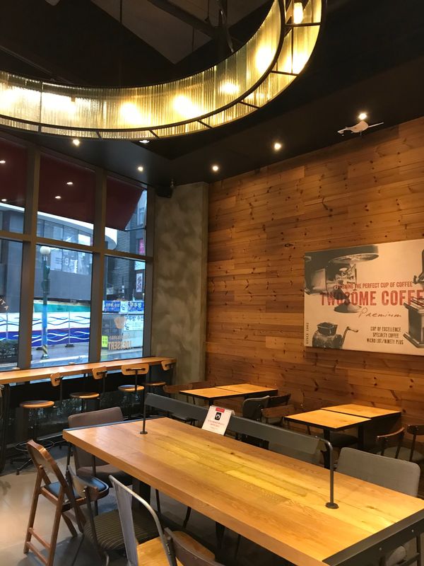 大韓民国 (韓国)・釜山「釜山」の写真：朝、8時過ぎだったけど、ほぼ貸し切り状態...