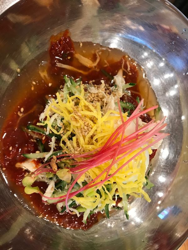 大韓民国 (韓国)・釜山「釜山」の写真：釜山名物　ミルミョン
よもぎを麺に練り込...